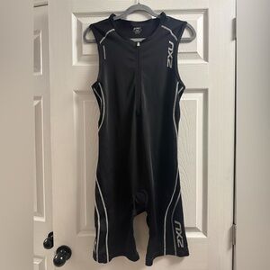 2XU TRIATHLON ENDURANCE SUIT SZ XL